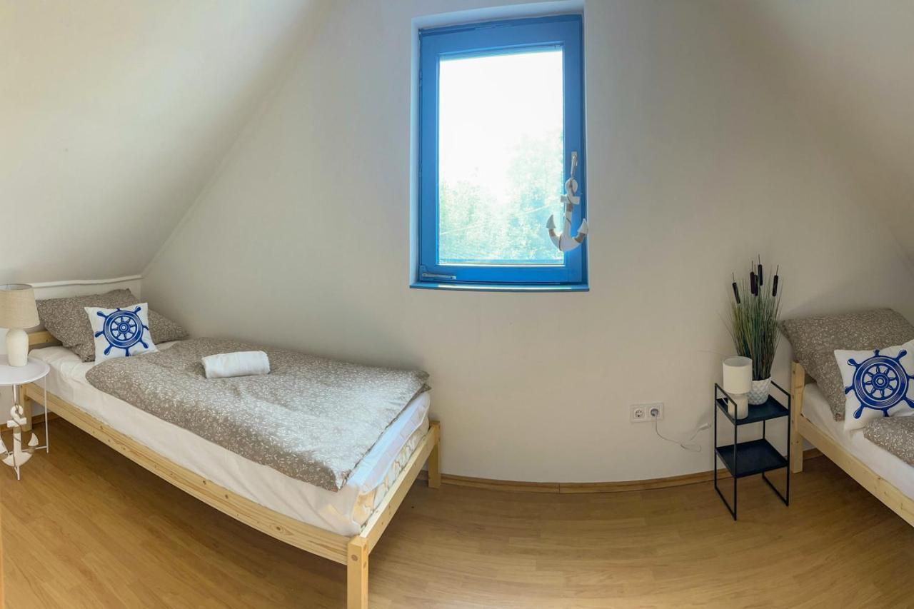 Villa Popeye Jakuzzis Nyaralohaz Békésszentandrás Exterior foto